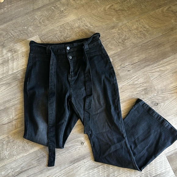 Tie-Waist Flare Jeans - Picture 1 of 7